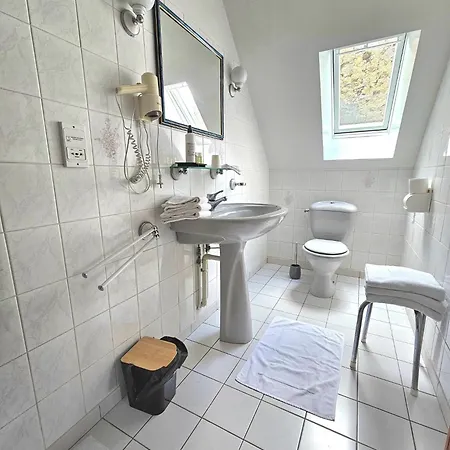 D'hotes Chez Renee 3* Le Charmel