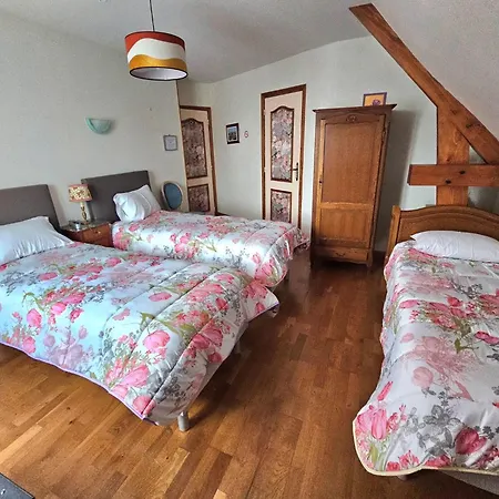 Alojamento de Acomodação e Pequeno-almoço D'hotes Chez Renee 3*