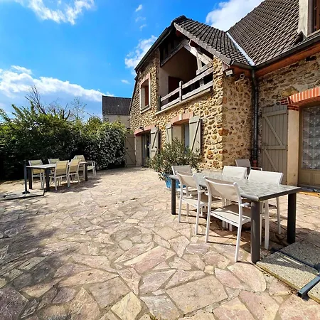 Alojamento de Acomodação e Pequeno-almoço D'hotes Chez Renee 3*