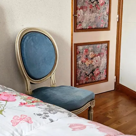 D'hotes Chez Renée Couette-café Le Charmel