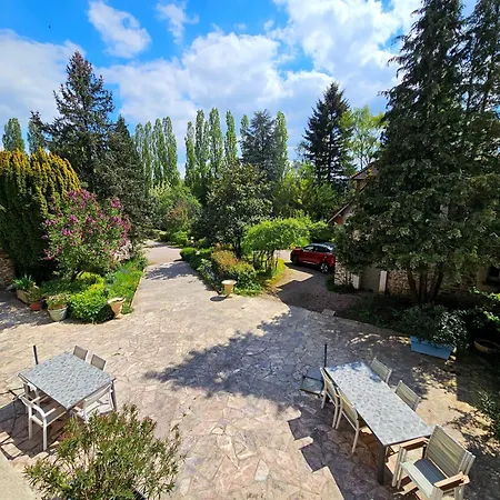 D'hotes Chez Renee Alojamento de Acomodação e Pequeno-almoço